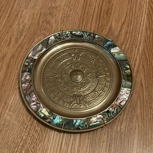 ALPACA SILVER PLAQUE – AZTEC SUN STONE AND MOTHER OF PEARL INLAY